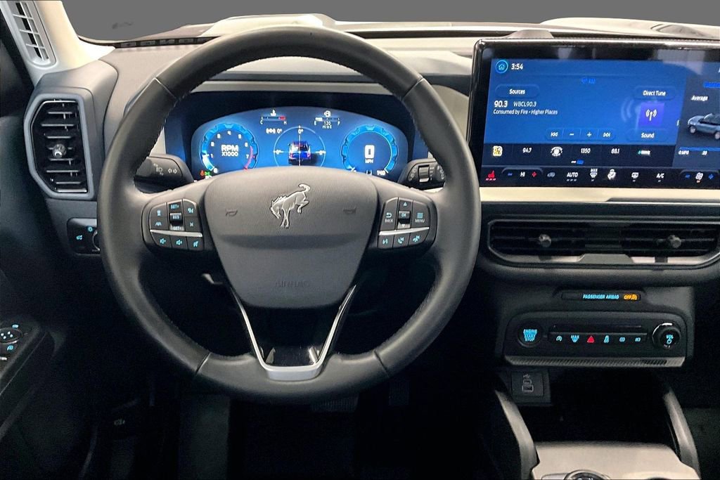 Used 2025 Ford Bronco Sport Heritage w/ Convenience Package image 2