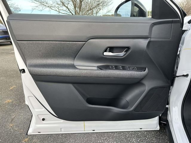 New 2026 Nissan Kicks SV w/ Cold Weather Package image 14