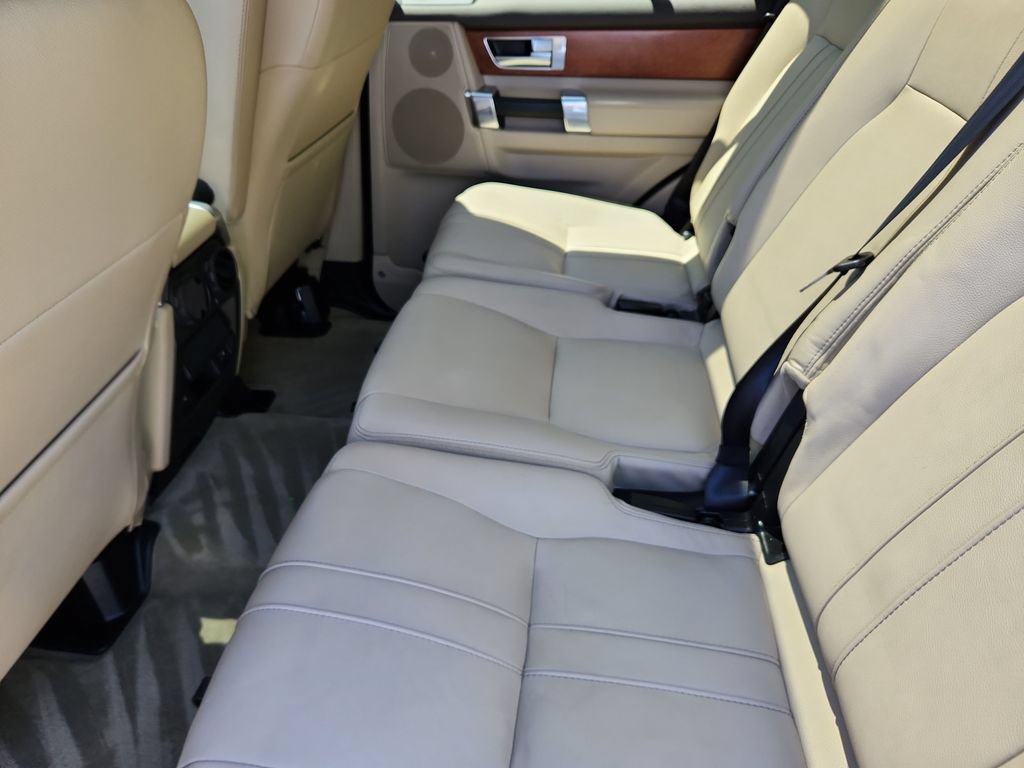 Used 2015 Land Rover LR4 HSE AWD/4WD image 5
