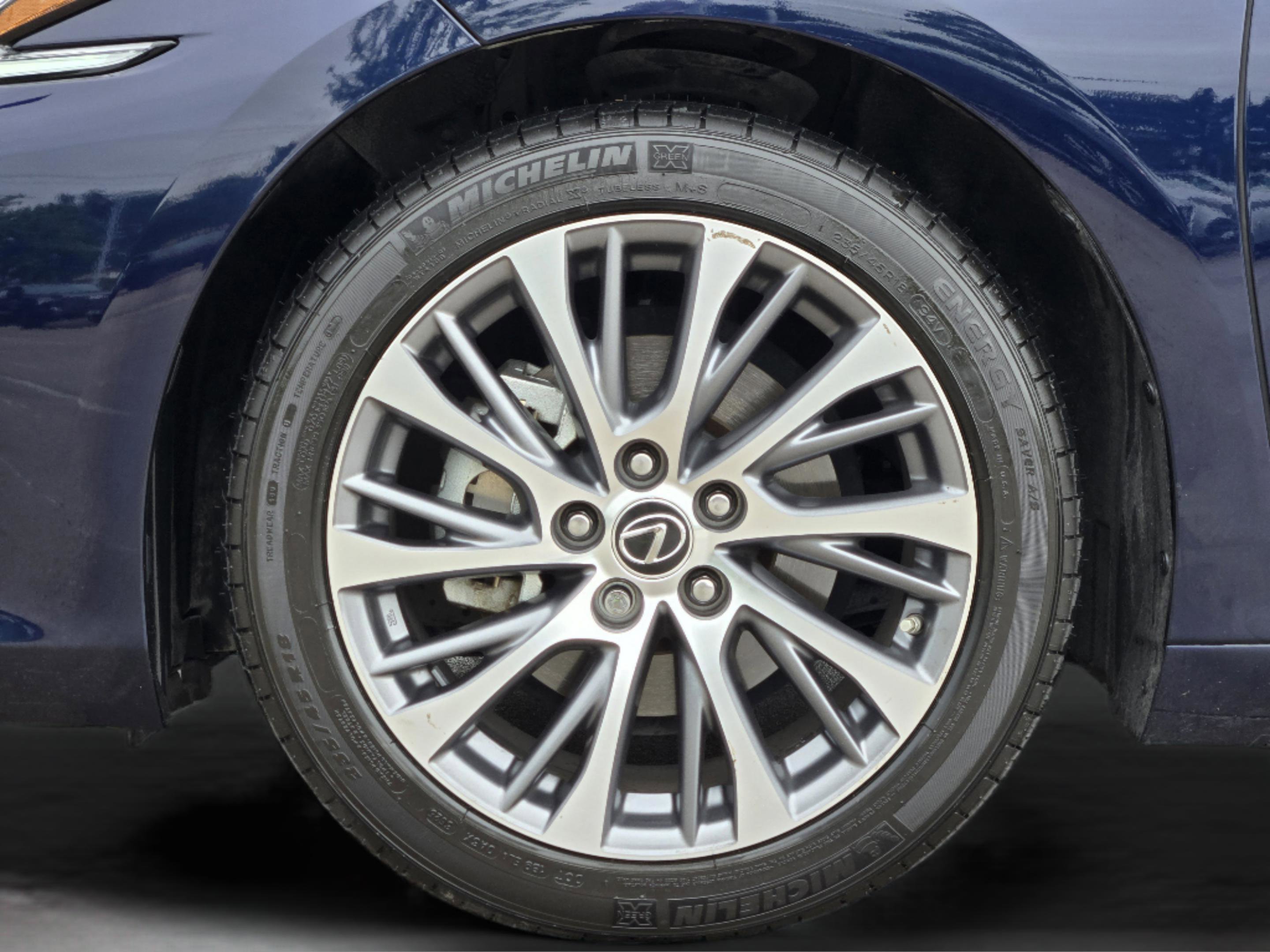 Used 2019 Lexus ES 350 w/ Premium Package FWD image 41