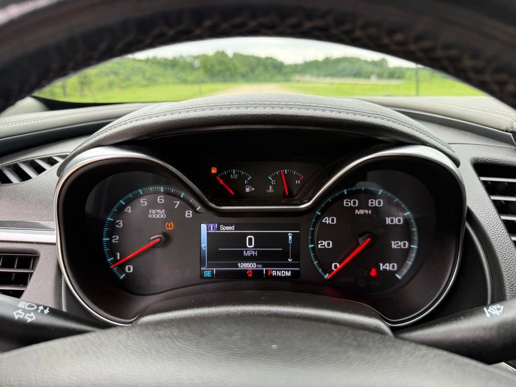 Used 2018 Chevrolet Impala LT FWD image 32