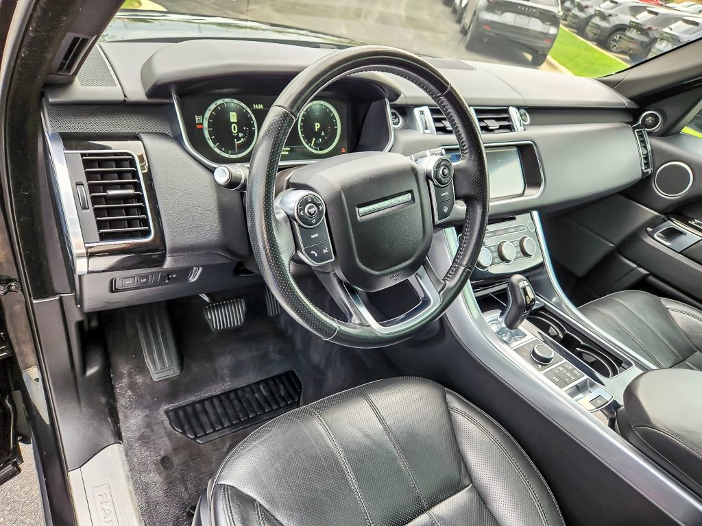 Used 2017 Land Rover Range Rover Sport HSE AWD/4WD image 8