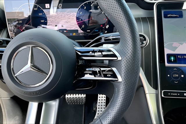 Certified 2026 Mercedes-Benz GLC 300 4MATIC image 11