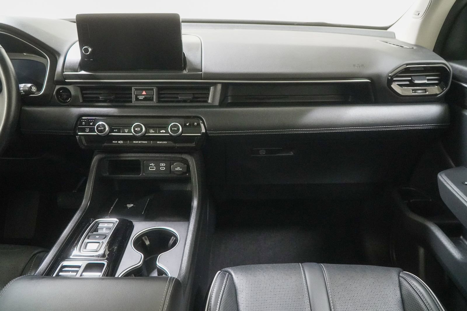 Used 2023 Honda Pilot Elite image 37