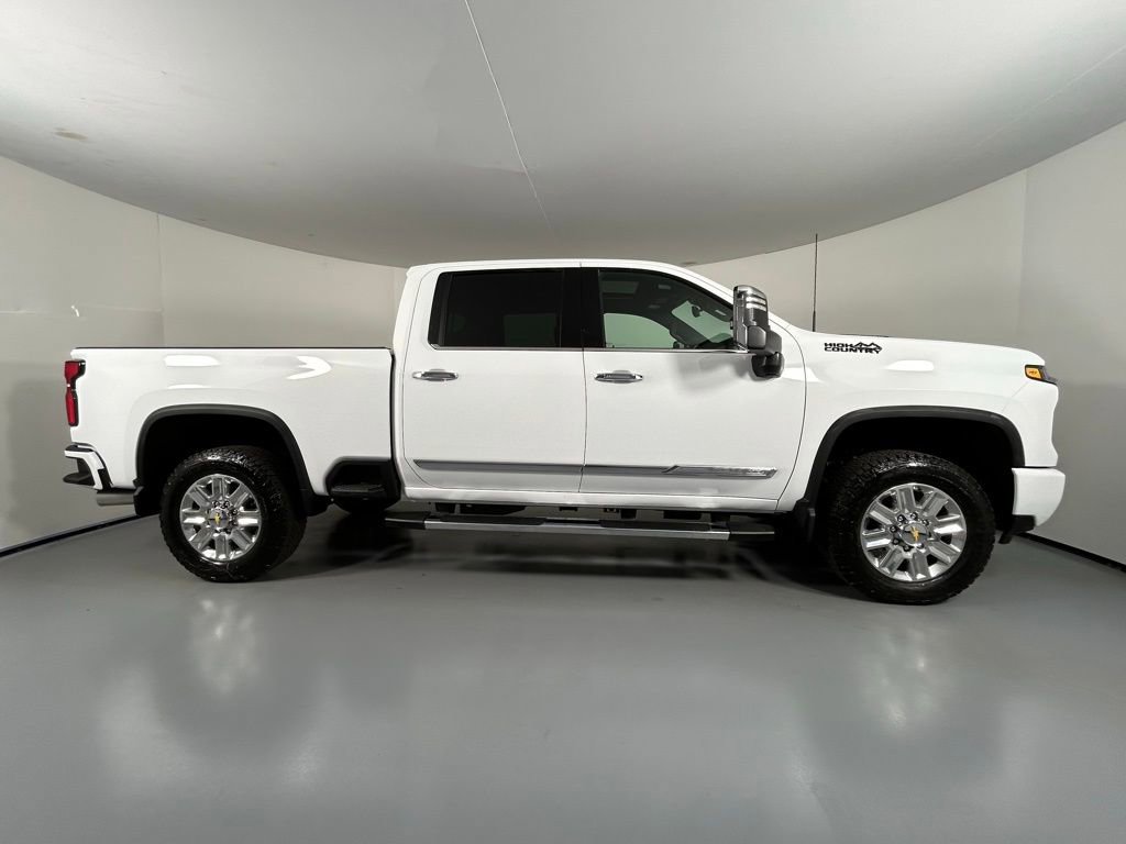 Used 2024 Chevrolet Silverado 2500 High Country w/ High Country Premium Package image 8