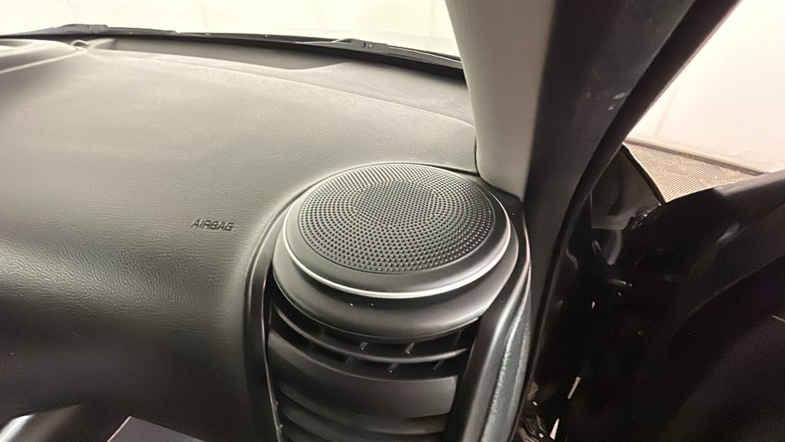 Used 2019 Kia Soul FWD image 36