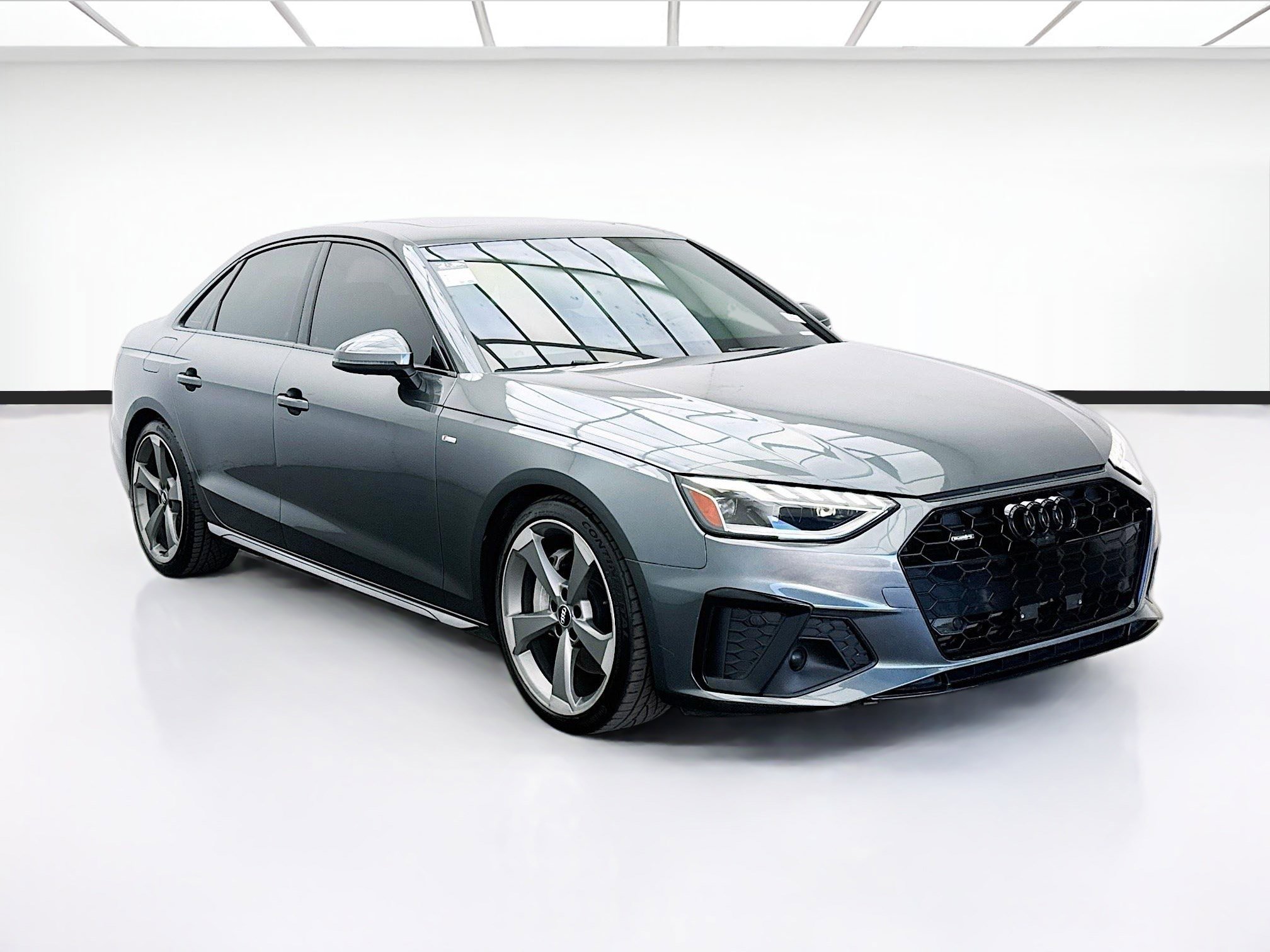 Used 2021 Audi A4 2.0T Premium Plus w/ Premium Plus Package AWD/4WD image 3