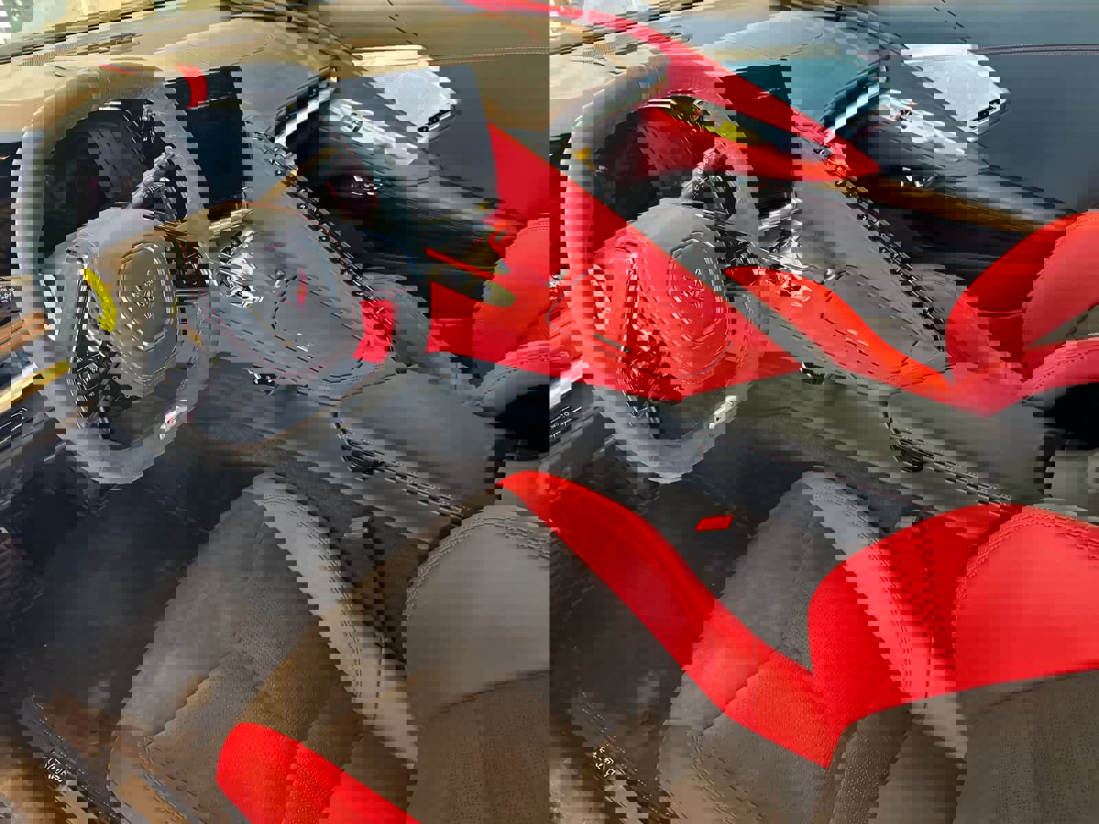 New 2025 Chevrolet Corvette E-Ray image 9