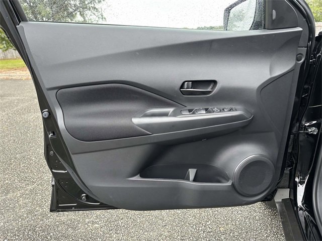 New 2025 Nissan Kicks Play S w/ Interior Electronics Package image 14