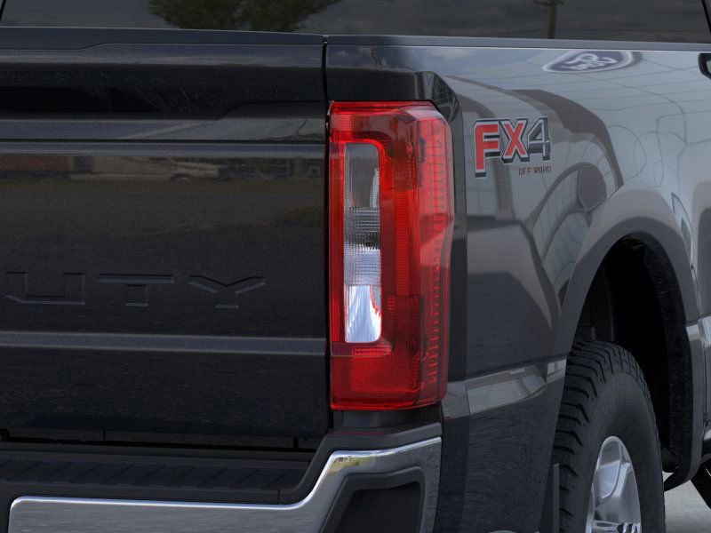 New 2026 Ford F350 XLT w/ FX4 Off-Road Package image 21