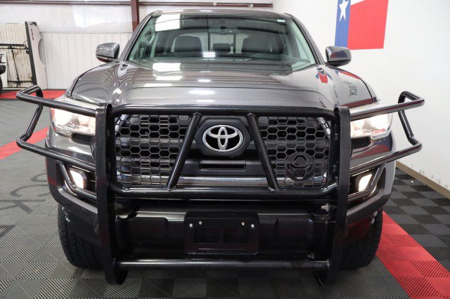 Used 2017 Toyota Tacoma SR5 w/ Tow Package RWD image 22