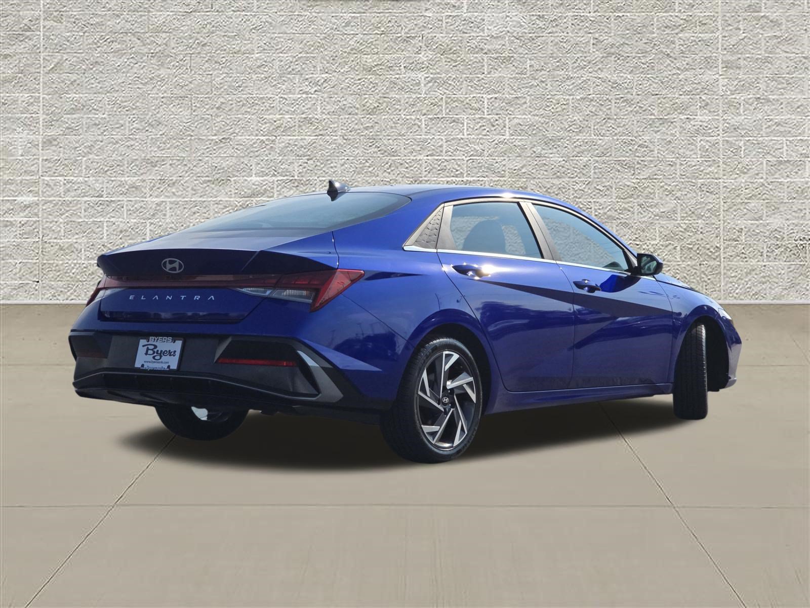 Used 2024 Hyundai Elantra SEL w/ Convenience Package FWD image 7