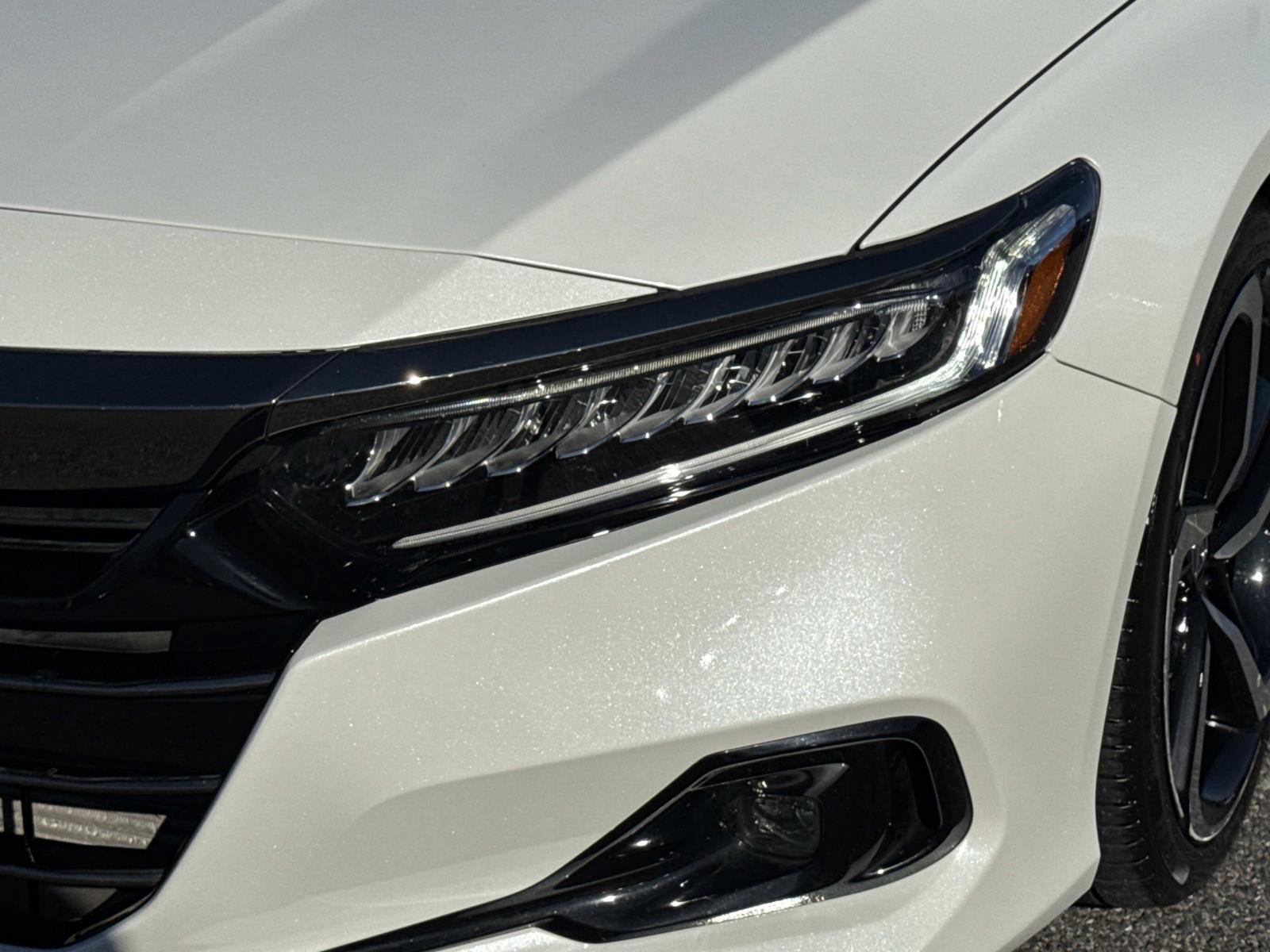 Certified 2022 Honda Accord Sport image 28