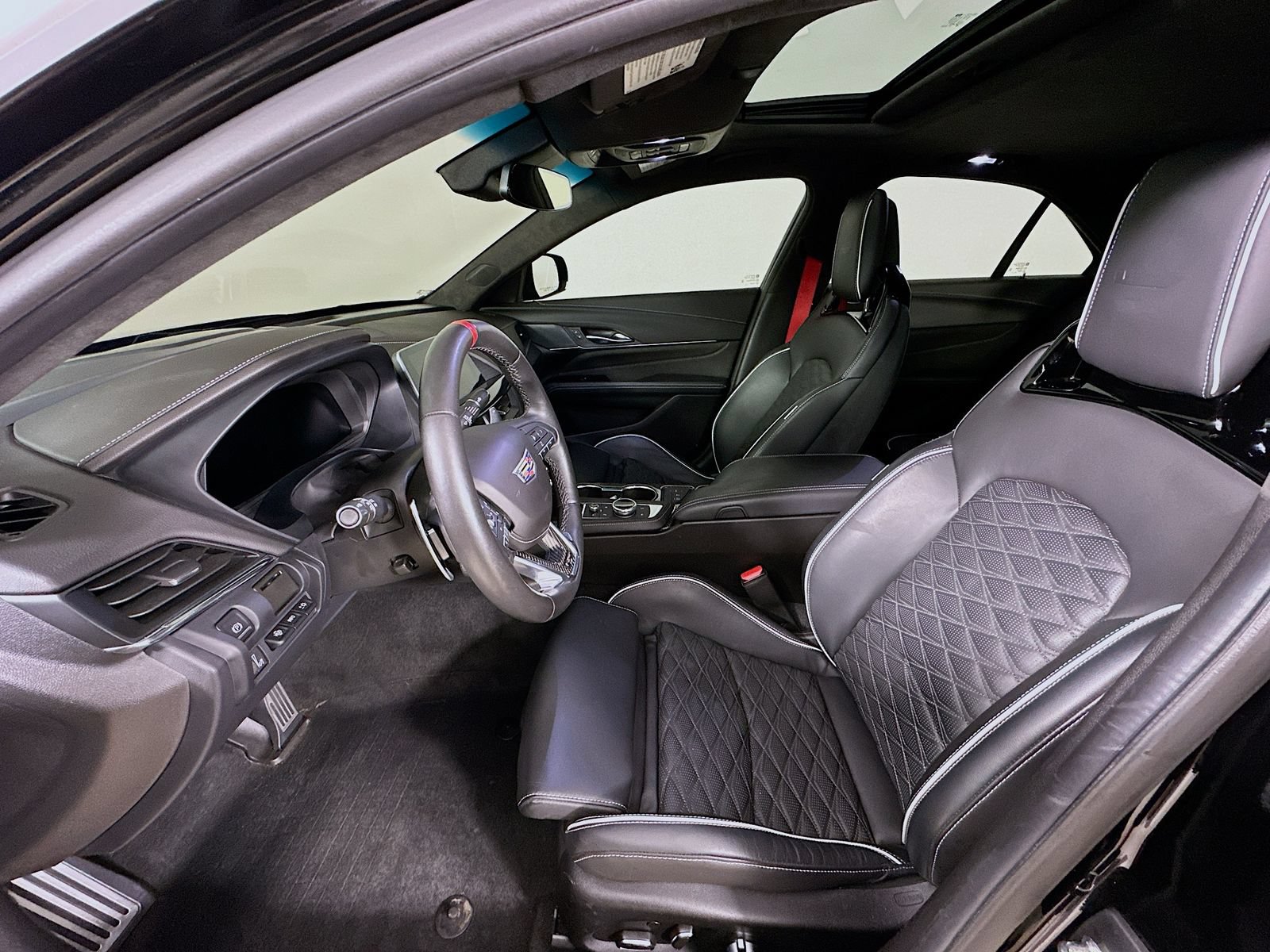 Used 2023 Cadillac CT4 V Blackwing w/ Driver Assist Package RWD image 34