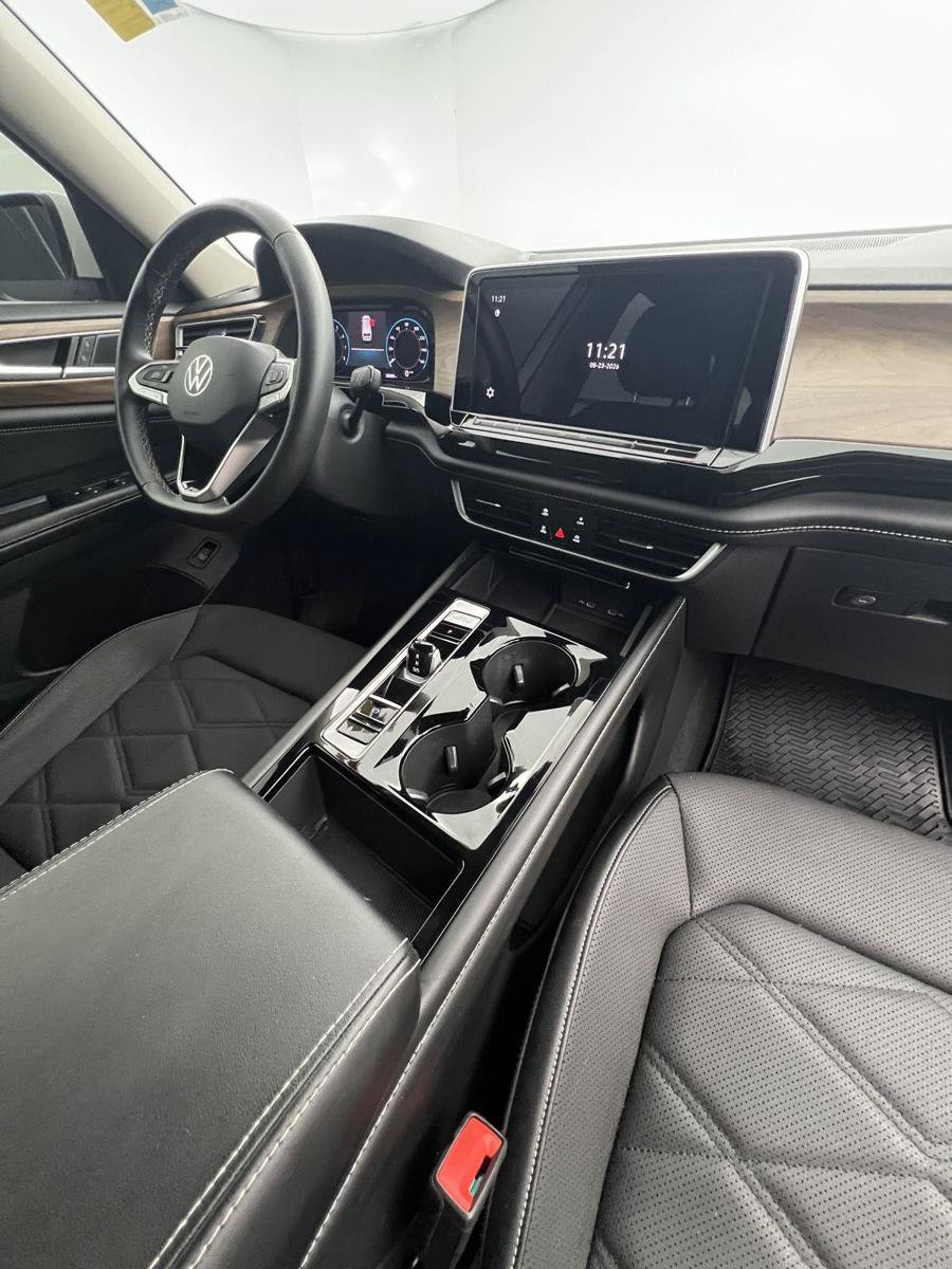 Used 2024 Volkswagen Atlas SE FWD image 27