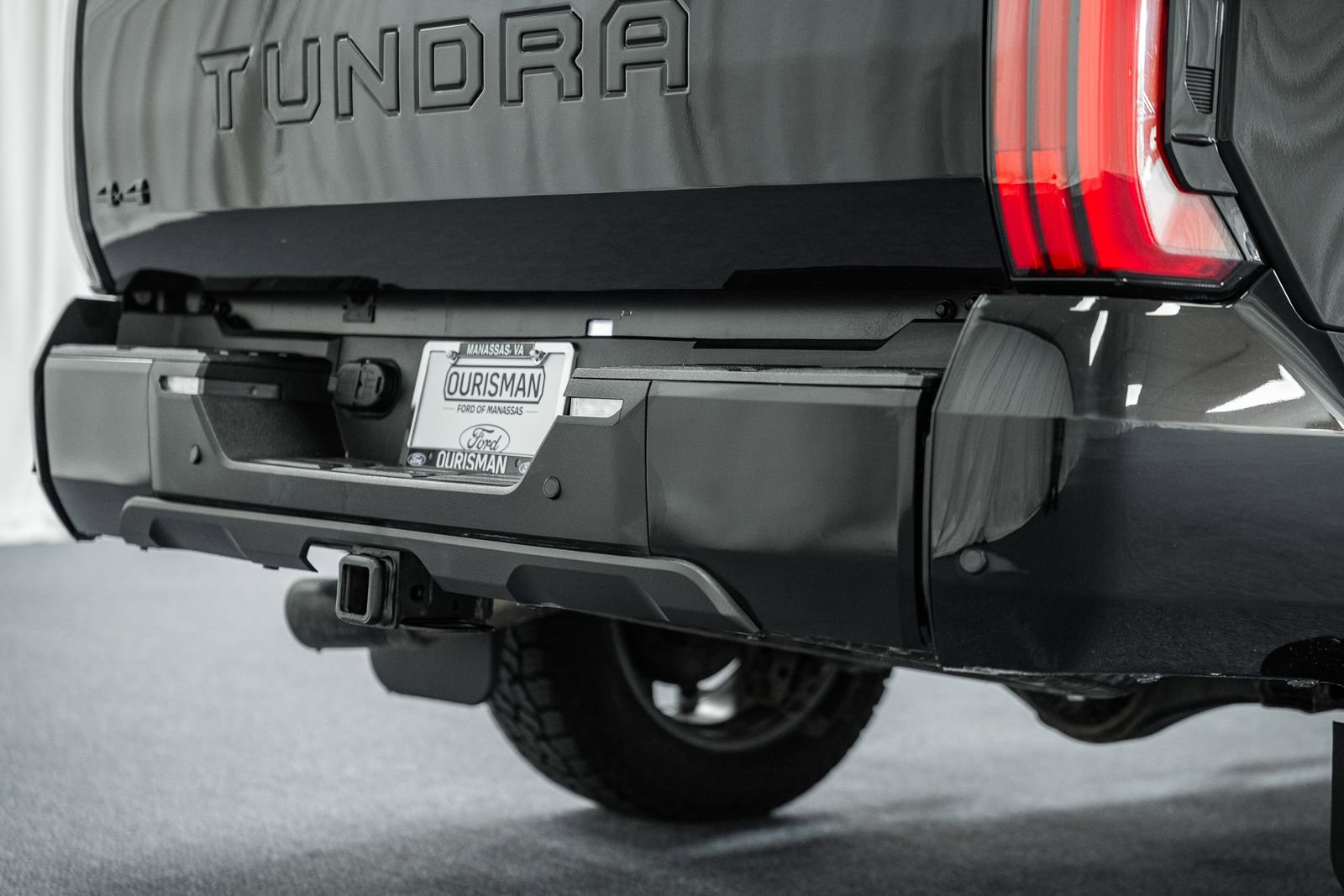 Used 2023 Toyota Tundra Platinum image 18