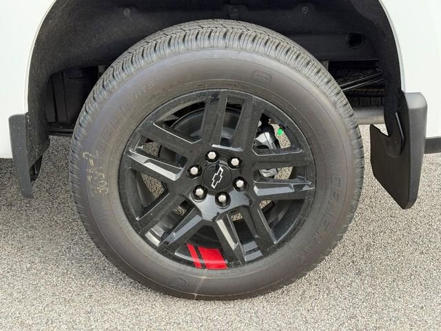 New 2026 Chevrolet Silverado 1500 RST w/ Redline Edition AWD/4WD image 4