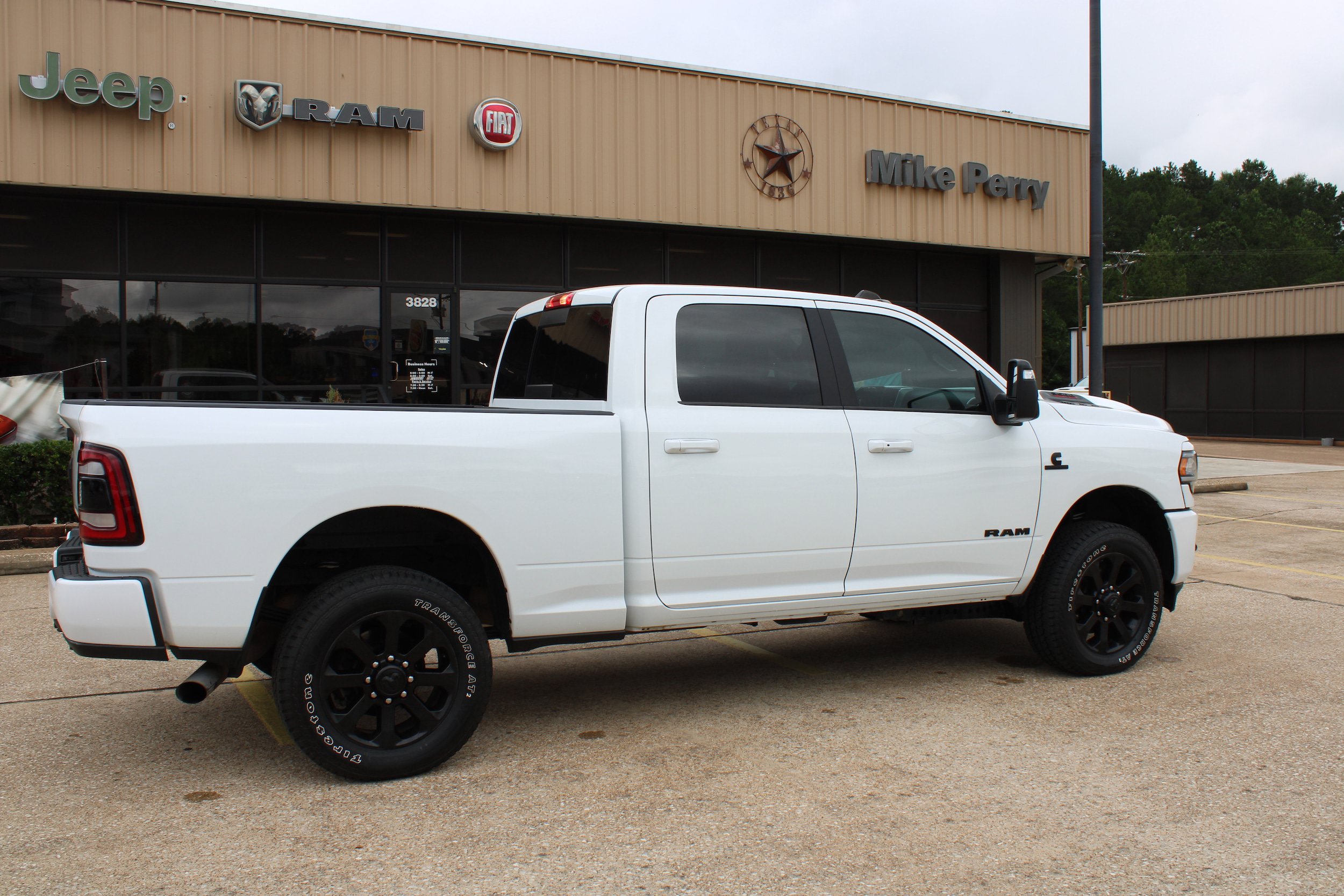 Certified 2023 RAM 3500 Laramie AWD/4WD image 6