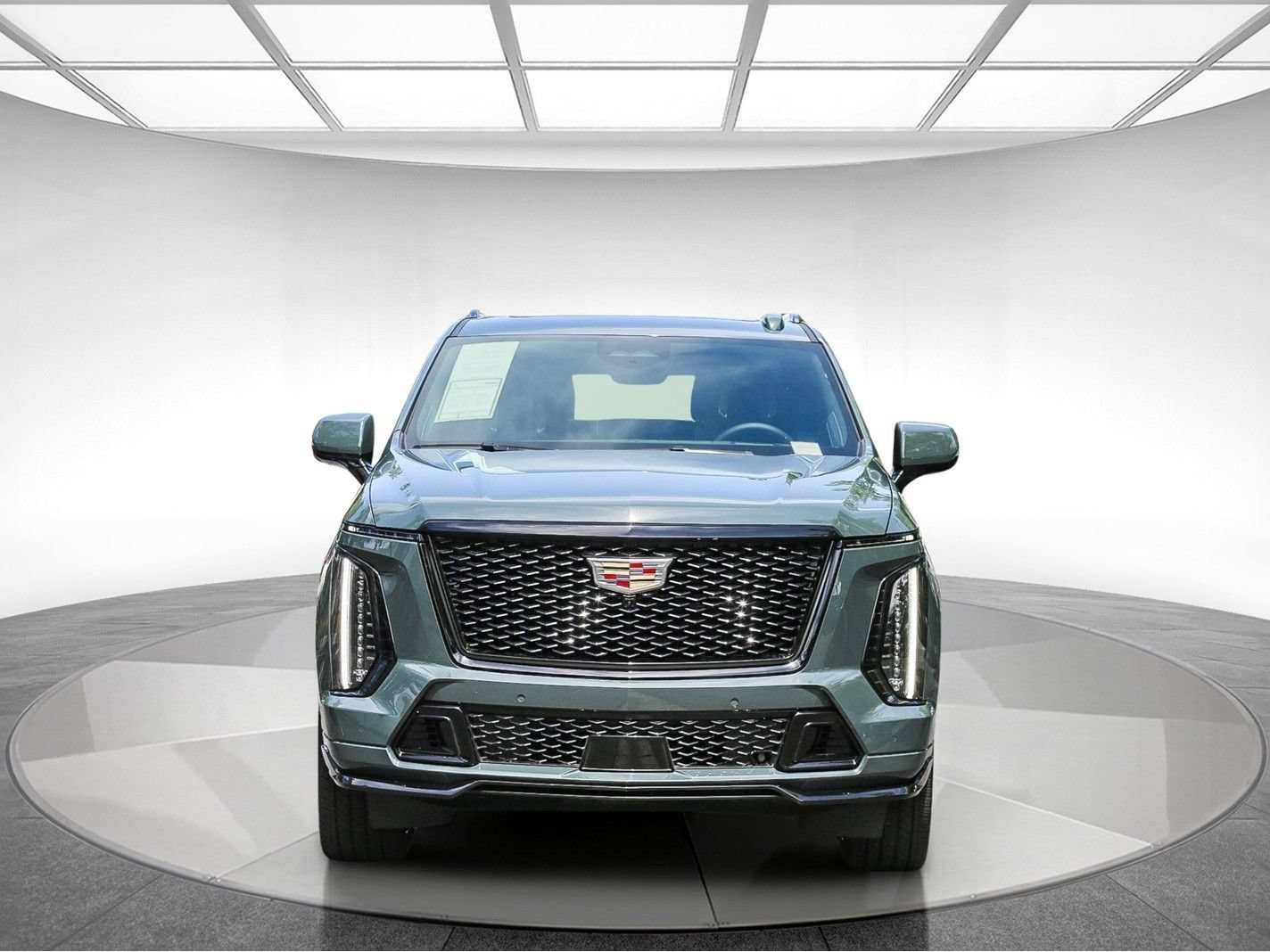 Used 2025 Cadillac Escalade ESV V AWD/4WD image 6