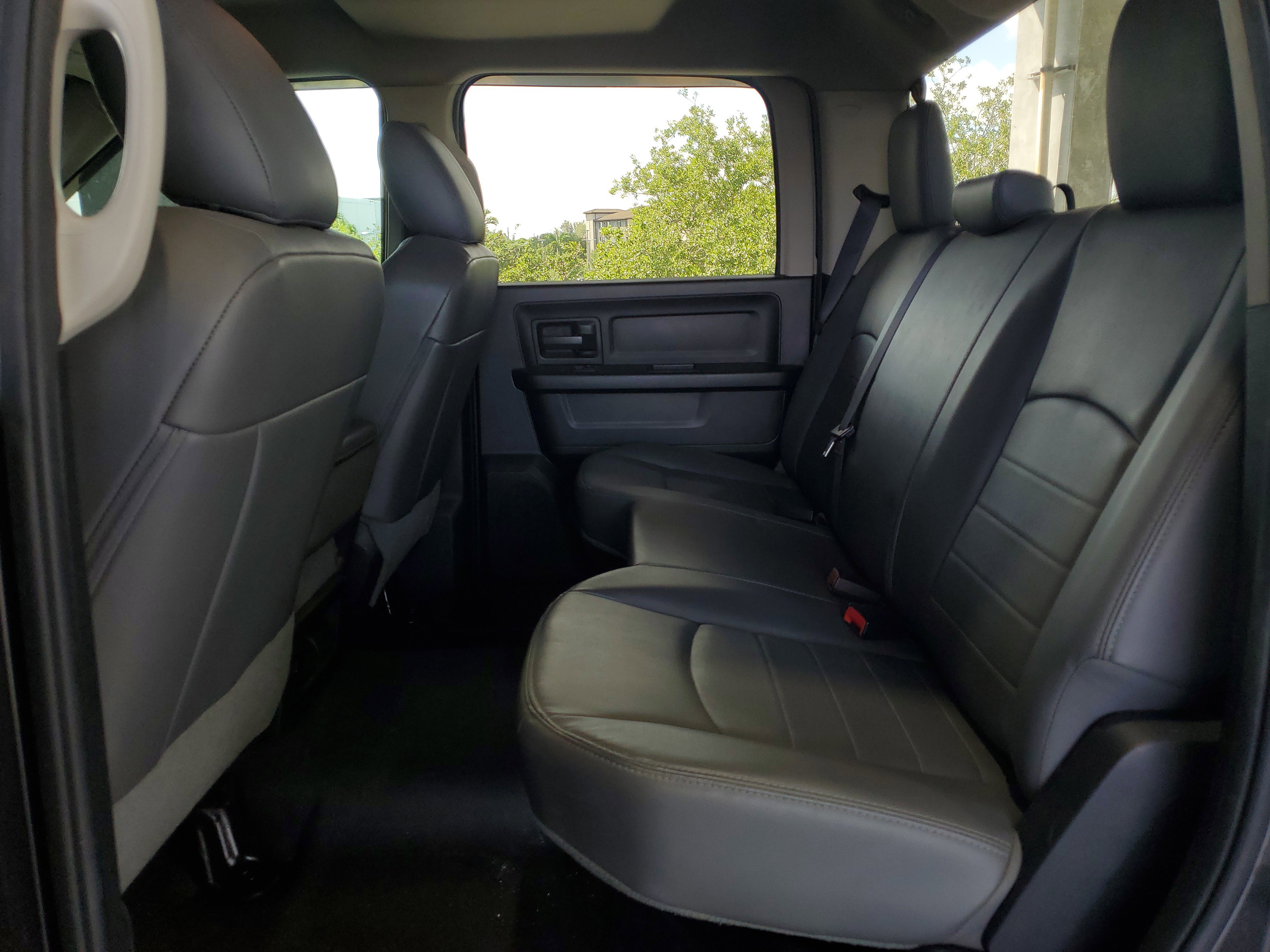 Used 2016 RAM 2500 Tradesman w/ Chrome Appearance Group AWD/4WD image 9