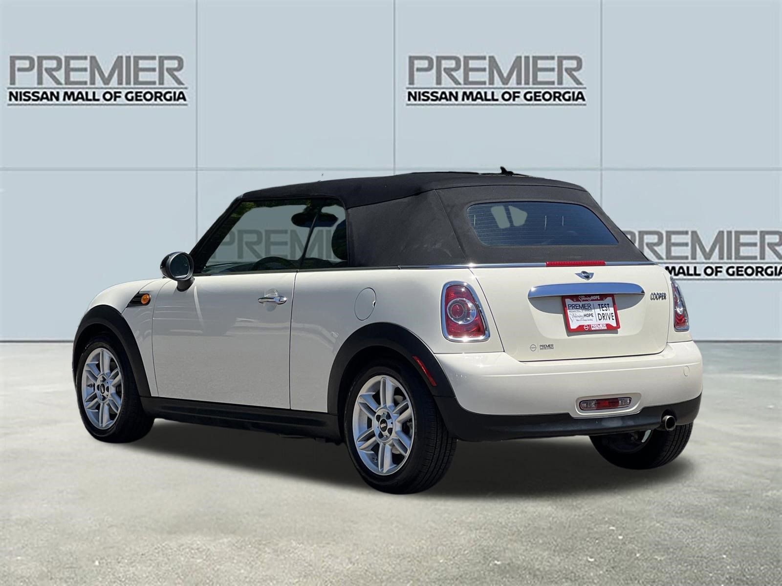 Used 2013 MINI Cooper Convertible FWD image 19