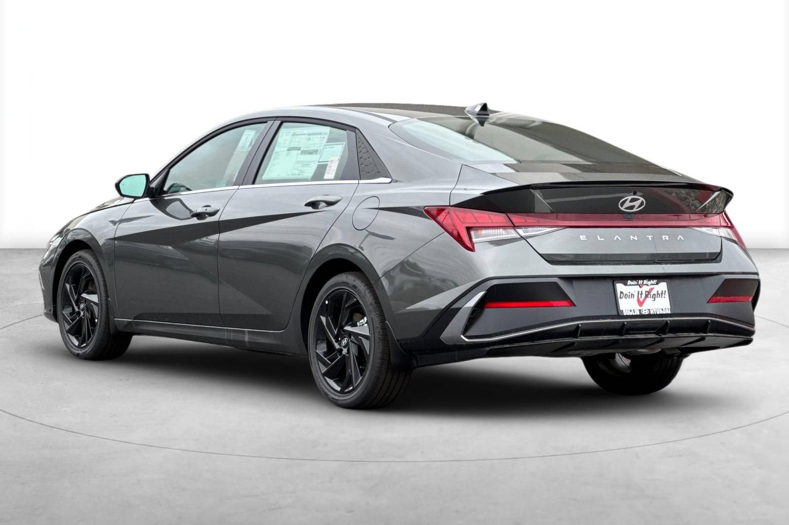 Used 2026 Hyundai Elantra SEL Sport FWD image 4
