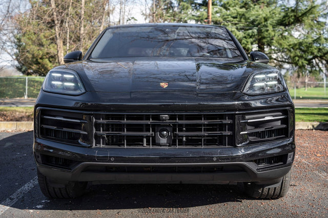 Used 2024 Porsche Cayenne S AWD/4WD image 13