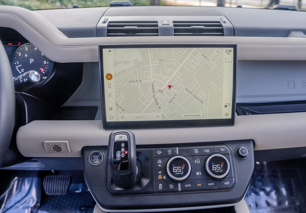 Used 2024 Land Rover Defender 130 S image 20