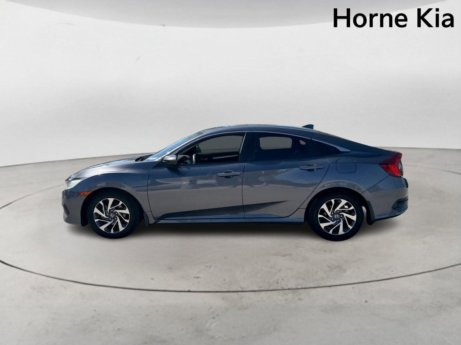 Used 2018 Honda Civic EX image 6