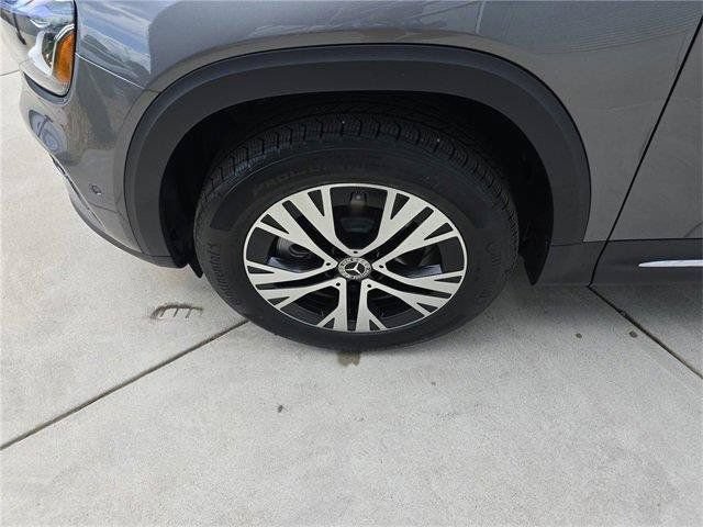 Used 2026 Mercedes-Benz GLB 250 4MATIC image 13