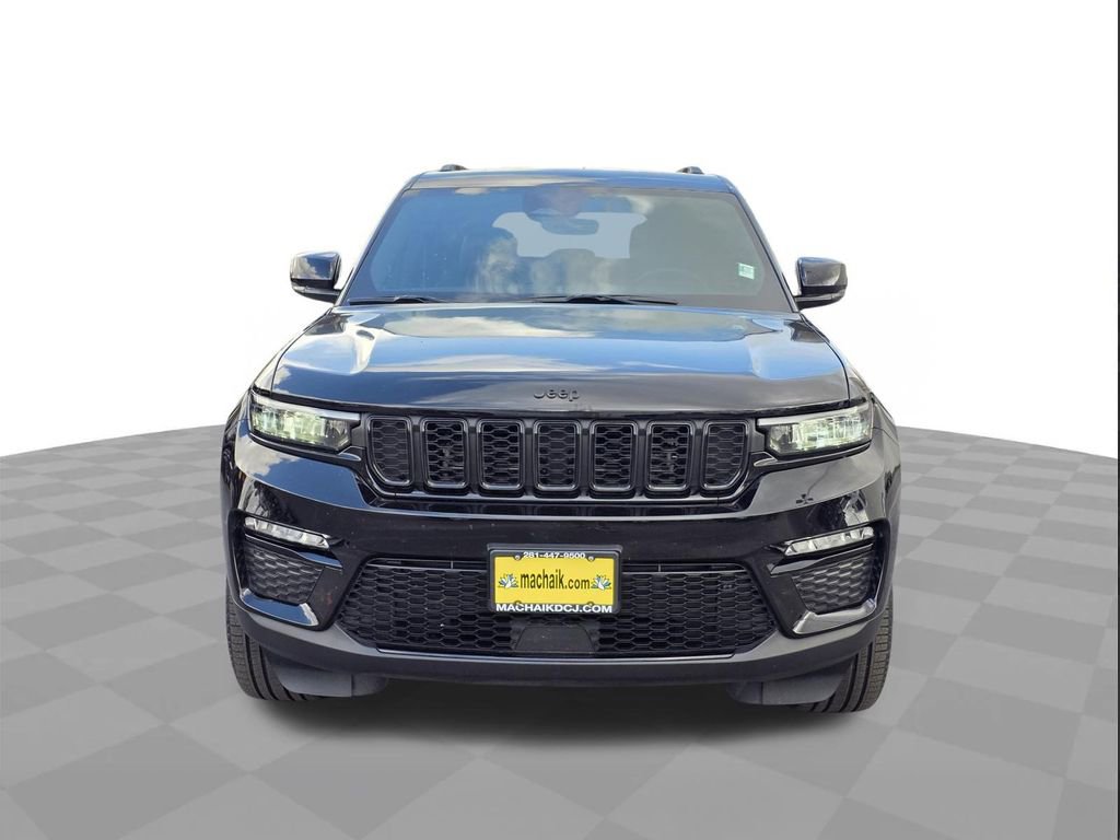 Used 2025 Jeep Grand Cherokee Limited w/ Black Appearance Package image 2