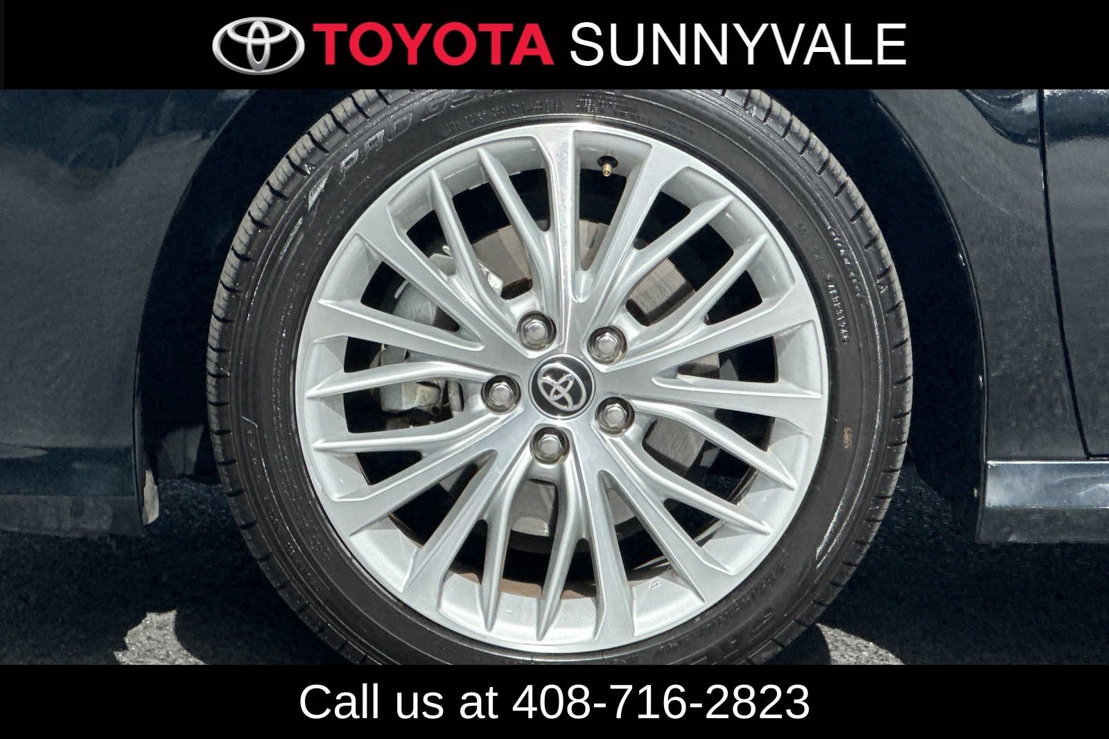 Used 2020 Toyota Camry XLE FWD image 12