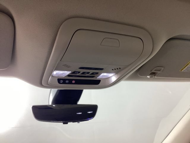 Used 2022 Buick Enclave Avenir w/ Avenir Technology Package FWD image 14