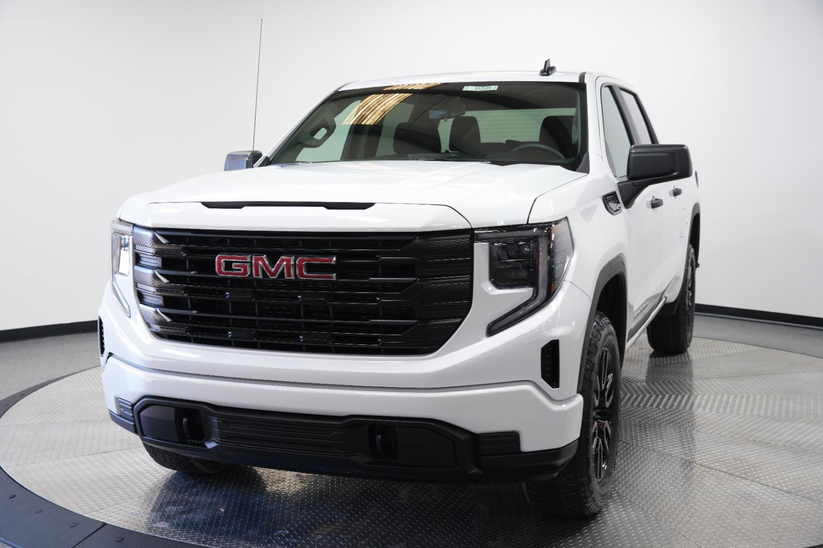 New 2026 GMC Sierra 1500 Pro w/ Graphite Edition image 3