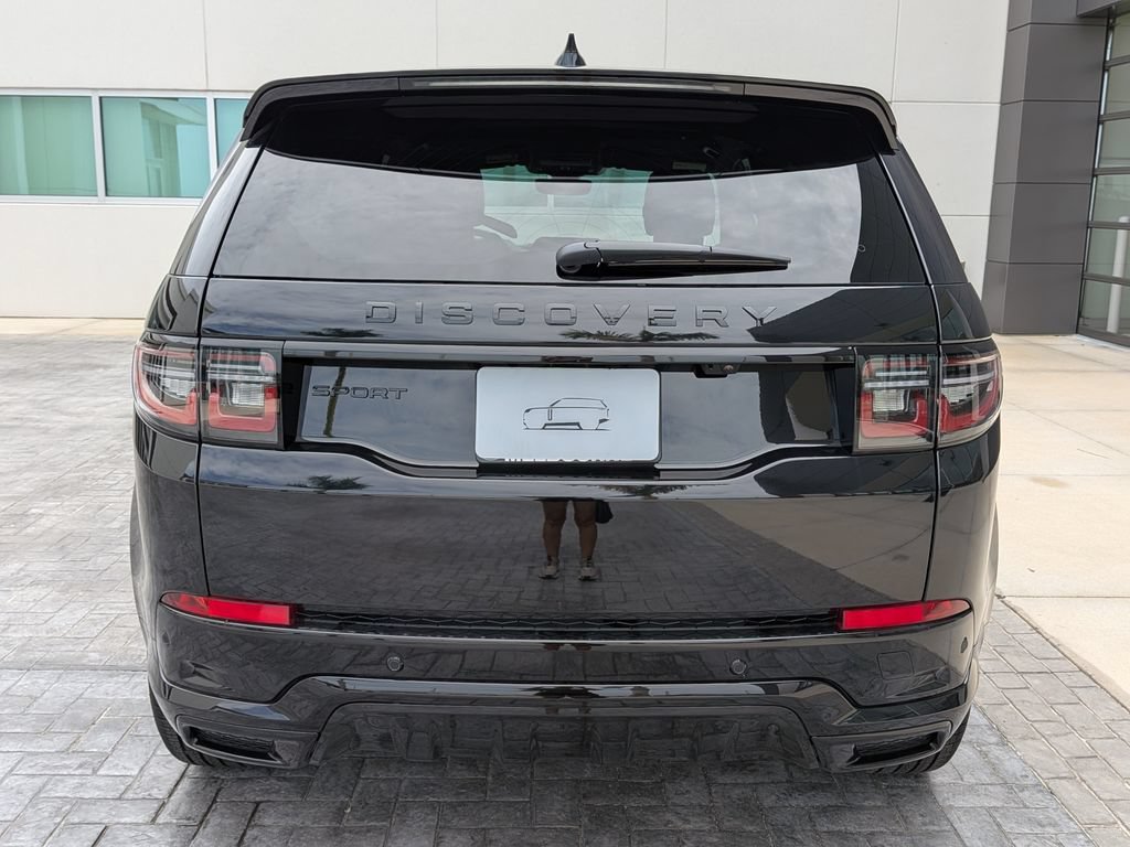 New 2026 Land Rover Discovery Sport Landmark AWD/4WD image 7