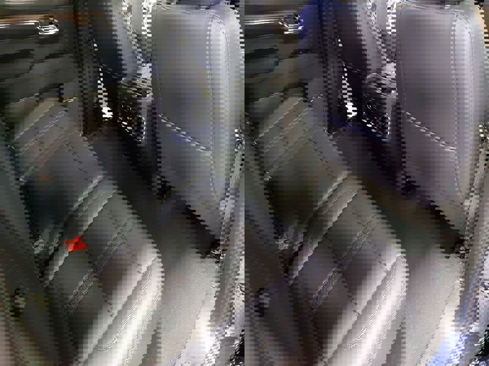 Used 2022 Chevrolet Silverado 1500 High Country w/ High Country Premium Package image 11