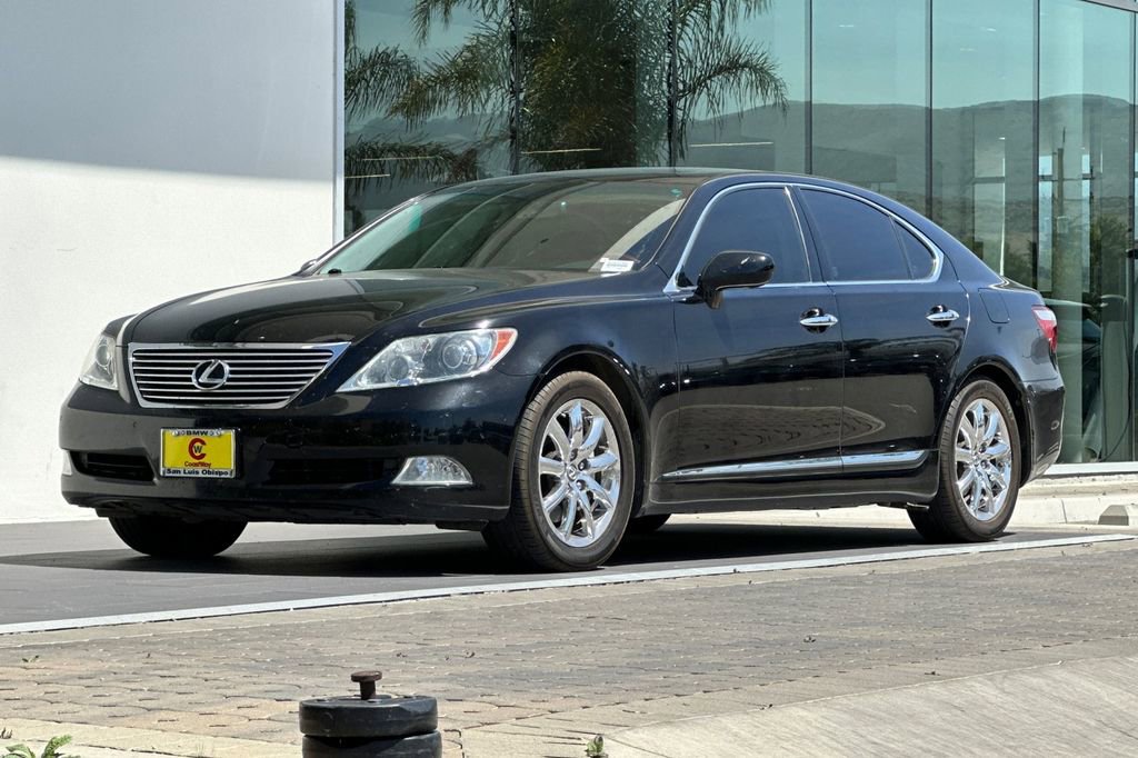 Used 2007 Lexus LS 460 RWD image 7
