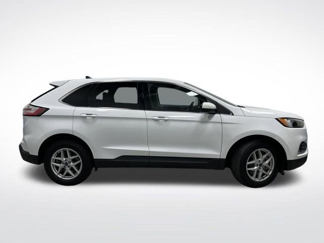 Used 2022 Ford Edge SEL w/ Convenience Package image 2
