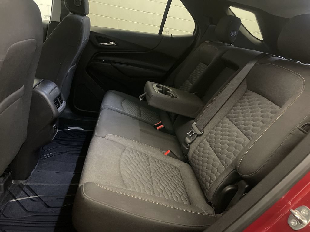 Used 2020 Chevrolet Equinox LT w/ Driver Convenience Package FWD image 17