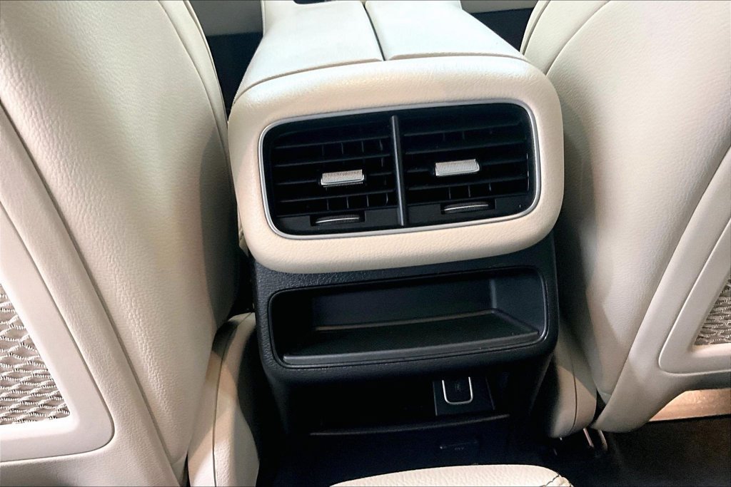 Used 2021 Mercedes-Benz GLE 350 4MATIC image 24