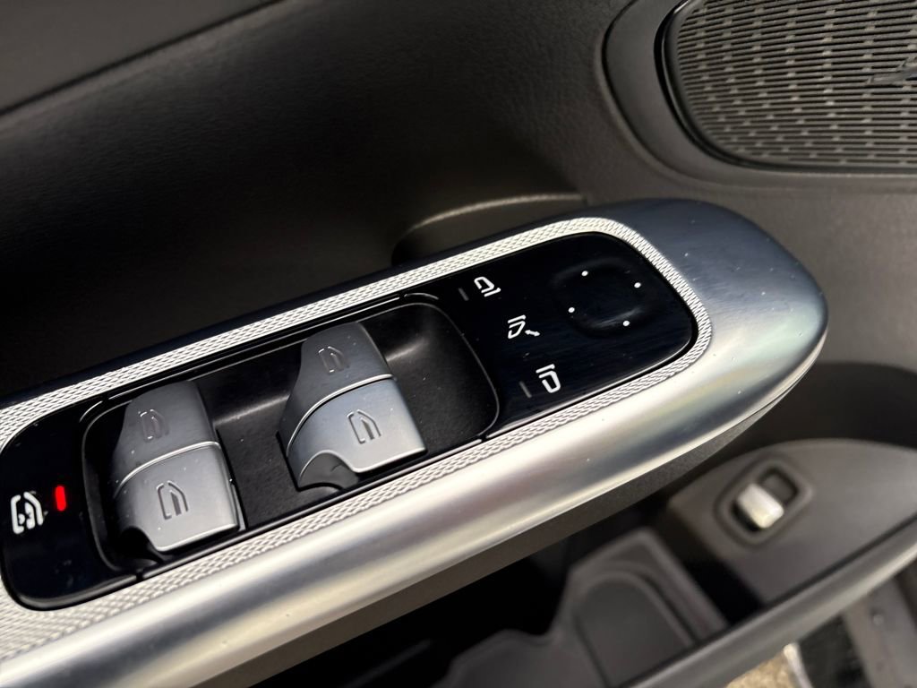 Used 2026 Mercedes-Benz GLC 43 AMG 4MATIC image 13