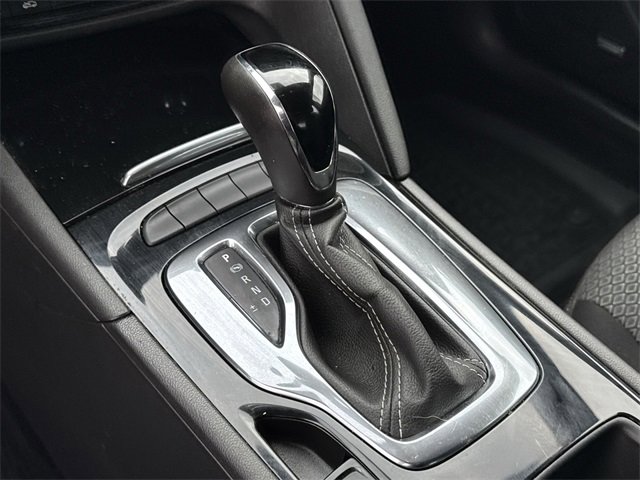 Used 2018 Buick Regal Preferred w/ Sights and Sounds Package image 12