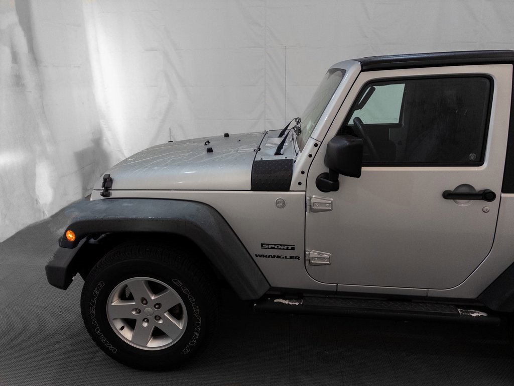 Used 2010 Jeep Wrangler Sport image 3