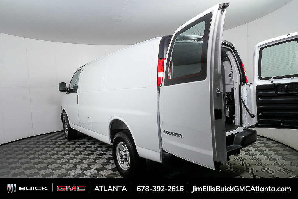 New 2025 GMC Savana 2500 w/ Driver Convenience Package RWD image 25