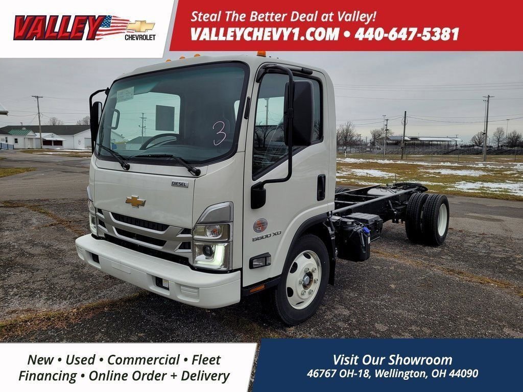 New 2025 Chevrolet Low Cab Forward 5500XG image 2