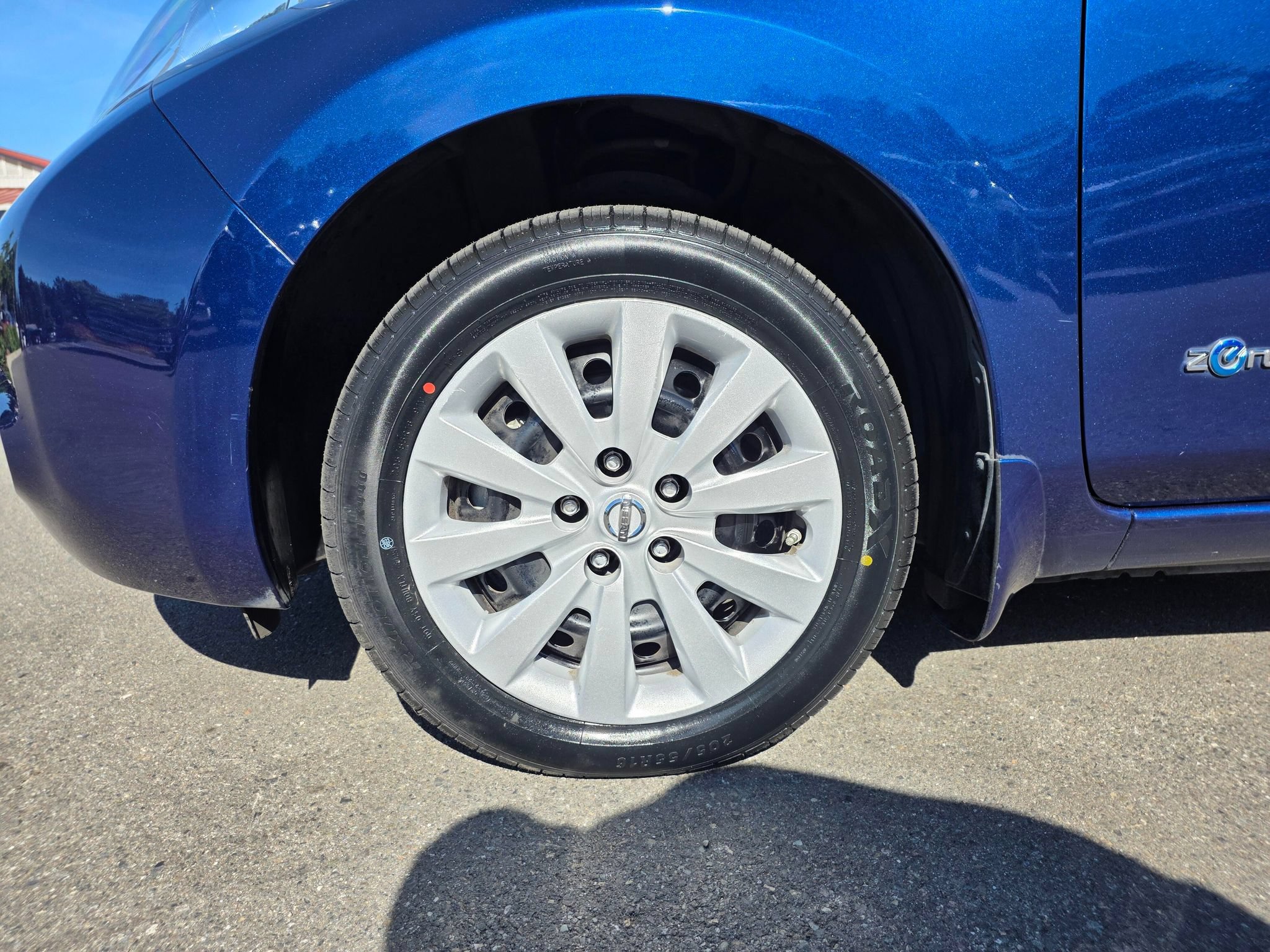 Used 2017 Nissan Leaf S w/ Charge Package FWD image 9