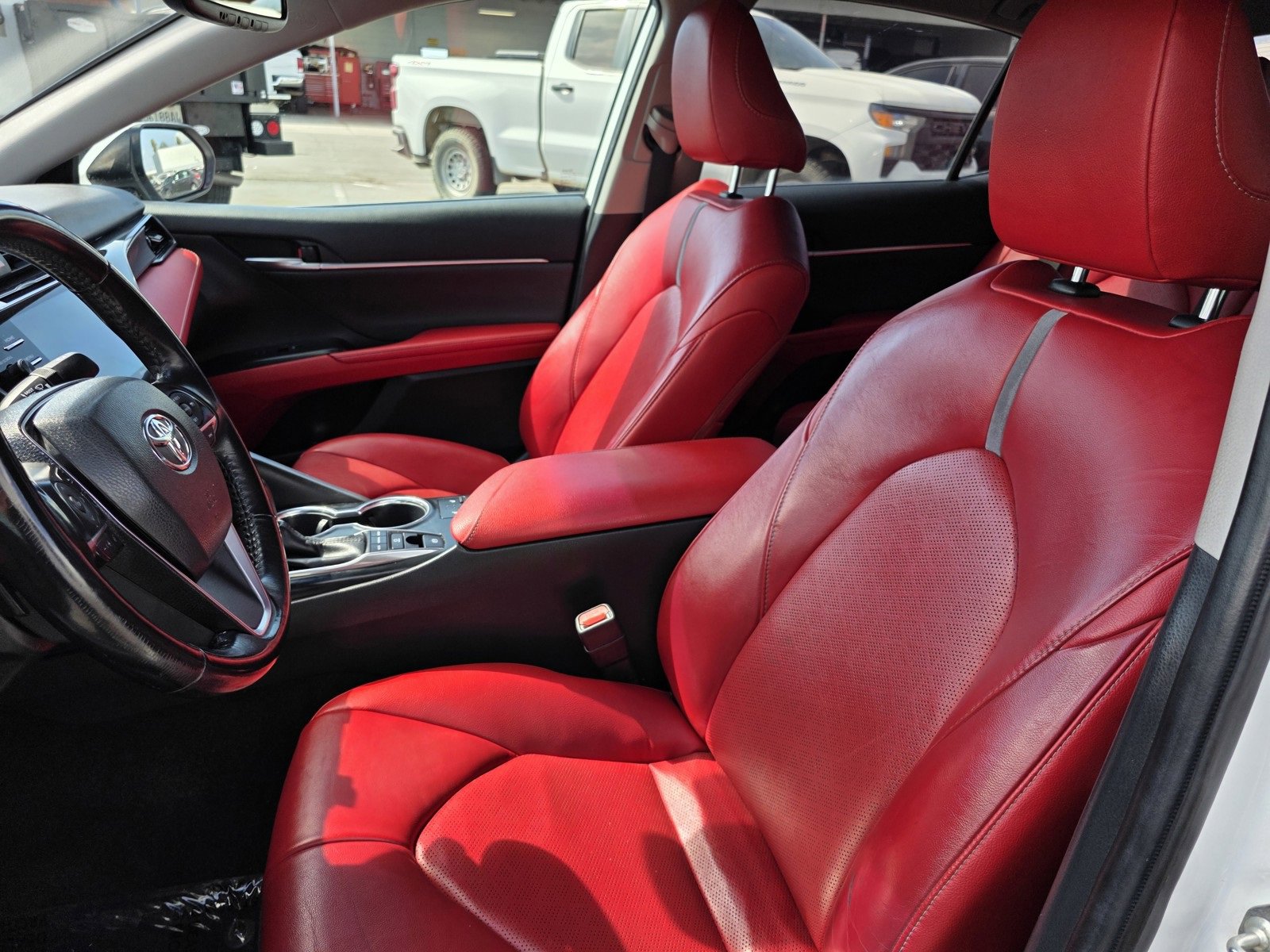 Used 2019 Toyota Camry XSE image 22