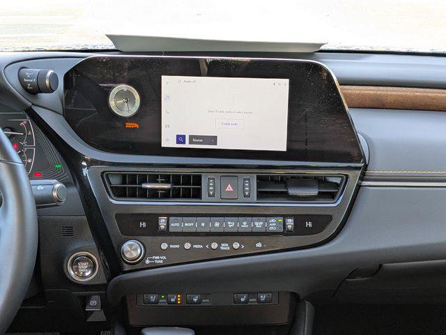 Certified 2025 Lexus ES 350 w/ Premium Package image 17