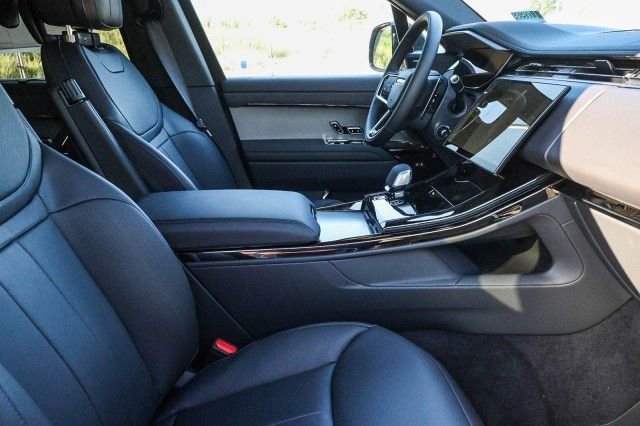 New 2025 Land Rover Range Rover Sport Dynamic SE image 17