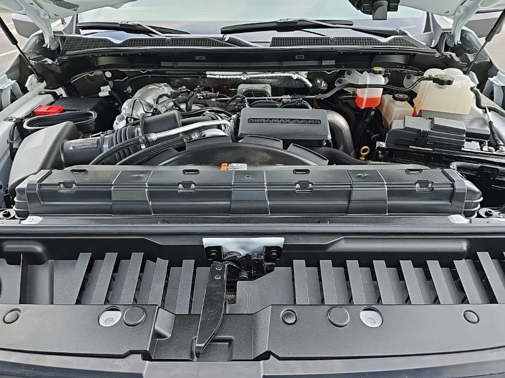 Used 2024 GMC Sierra 3500 SLT w/ X31 Off-Road Package image 31